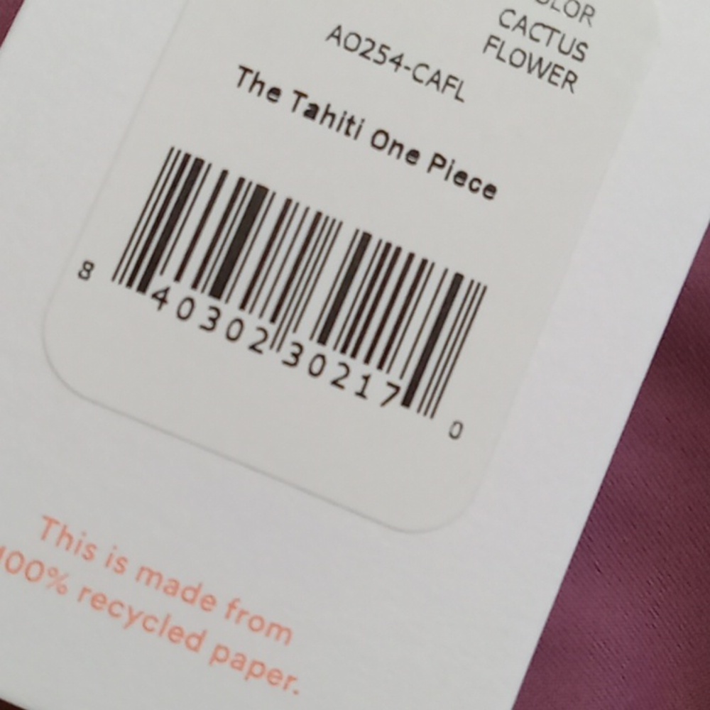 Andie Womens Medium Swimsuit TAHITI CACTUS FLOWER EGGPLANT NEW Beach Resort Pool - Picture 7 of 8